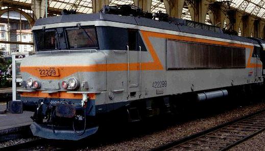 SNCF 222 - mit Klick zurück zur Bullizitätsliste